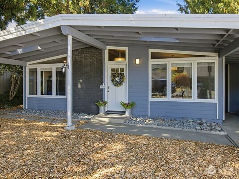 8022 S 112 Street, Seattle WA 98178