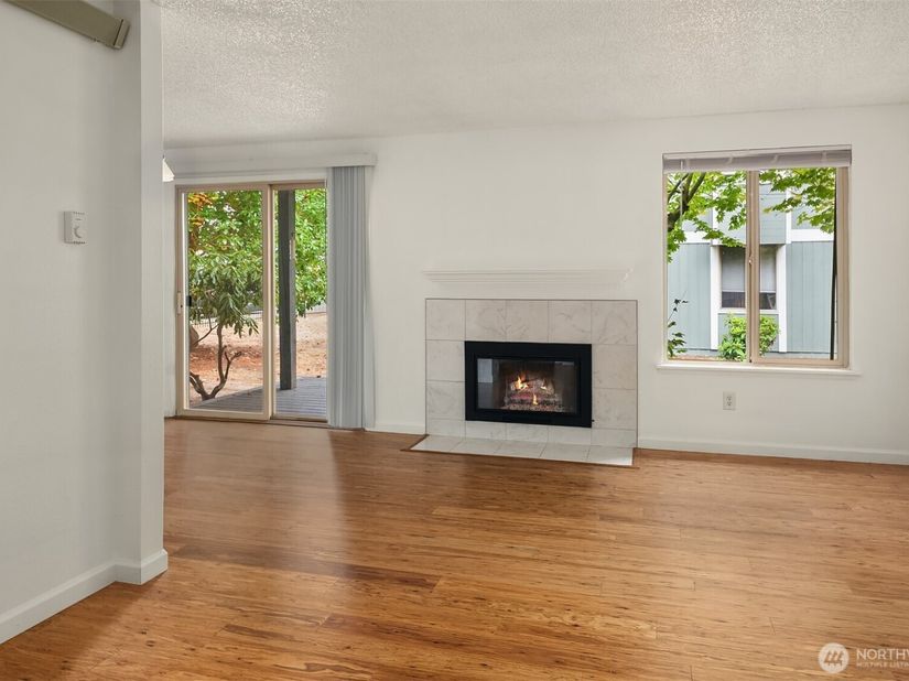 105 S 340th Street A, Federal Way WA 98003