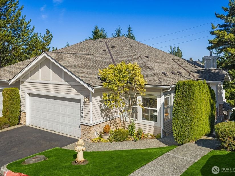 5299 164th Avenue SE, Bellevue WA 98006