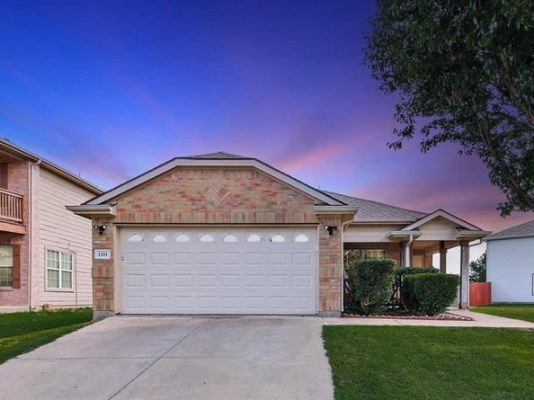 1101  Castle Top Drive , Fort Worth Texas 76052