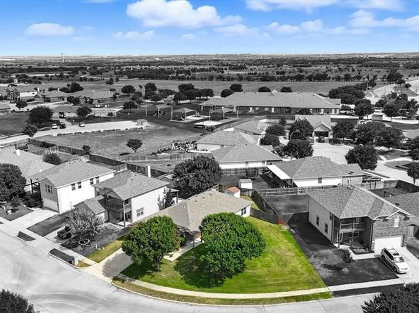 1101  Castle Top Drive , Fort Worth Texas 76052