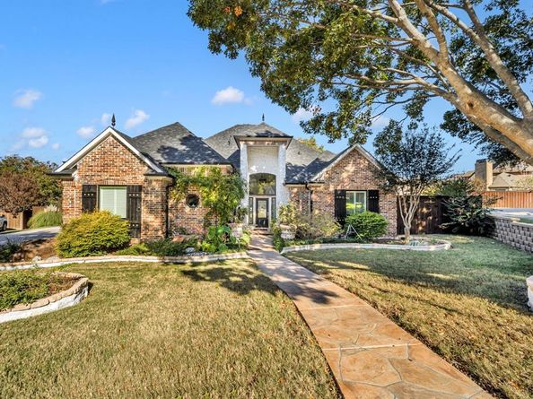 2405  Deer Run Court , Heath Texas 75032