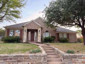 2185  Clubview Drive 