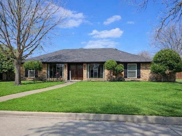611  Thoreau Lane , Allen Texas 75002