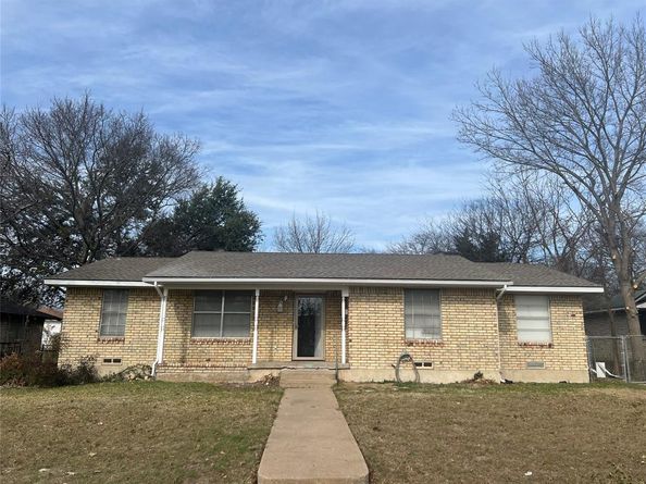 533  Arbor Lane , Lancaster Texas 75134