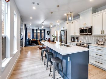 1960  Toronto Street 