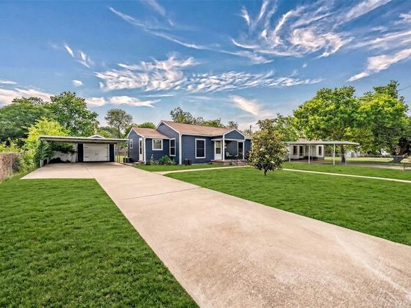 1802  Keneipp Road , Carrollton Texas 75006