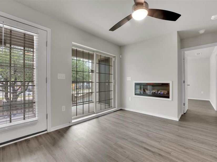 6108  Abrams Road  211, Dallas Texas 75231