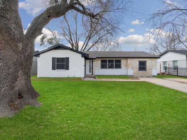 8842  Donnybrook Lane , Dallas Texas 75217