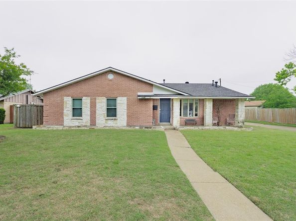 1125  Shadyglen Circle , Richardson Texas 75081