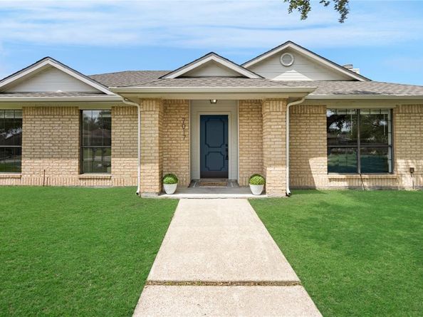 7017  Seascape Drive , Rowlett Texas 75088