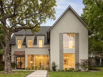 6954  La Vista Drive 