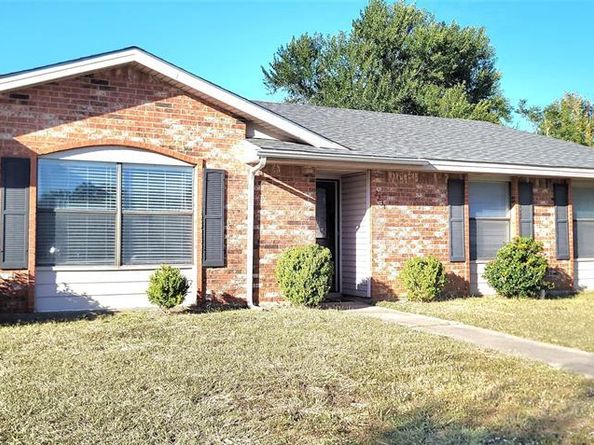 2231  Ridgedale Drive , Carrollton Texas 75006