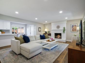 8318  Londonderry Lane 