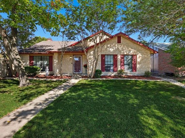 9101  Denver Street , Rowlett Texas 75088