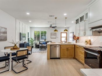 3828  Winfield Avenue 