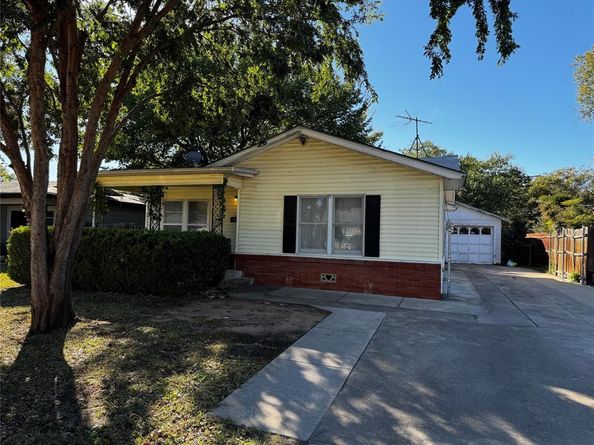 829  Yale Street , River Oaks Texas 76114