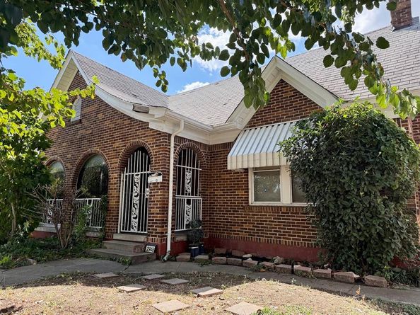 2946  Lipscomb Street , Fort Worth Texas 76110