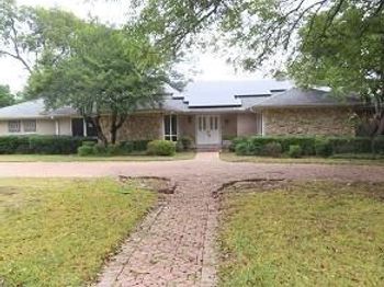 14214  Edgecrest Drive 