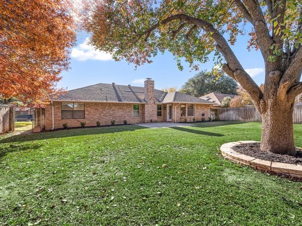 4105  Hemlock Street , Fort Worth Texas 76137