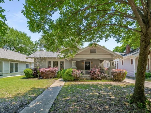 422 S Winnetka Avenue , Dallas Texas 75208
