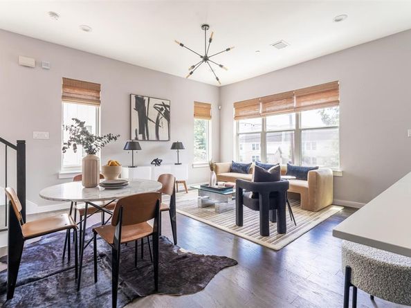 4620  Munger Avenue  107, Dallas Texas 75204