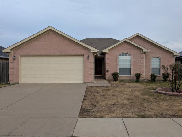 6005  Harwood Crossing Drive , Arlington Texas 76018