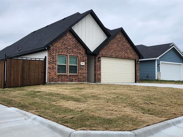 5601  Houghton Avenue , Fort Worth Texas 76107