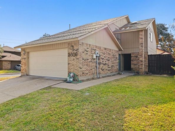 2406  Mira Drive , Garland Texas 75044