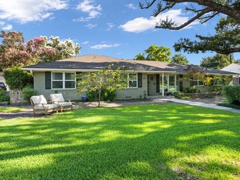 807  Clearwater Drive 