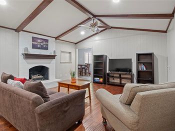 1506  Lexington Drive 