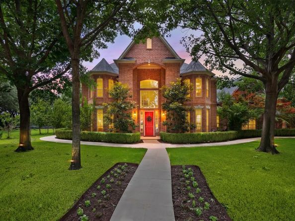 8  Park Place , Mansfield Texas 76063