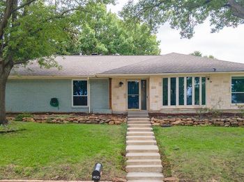 1406 N Trail Drive 