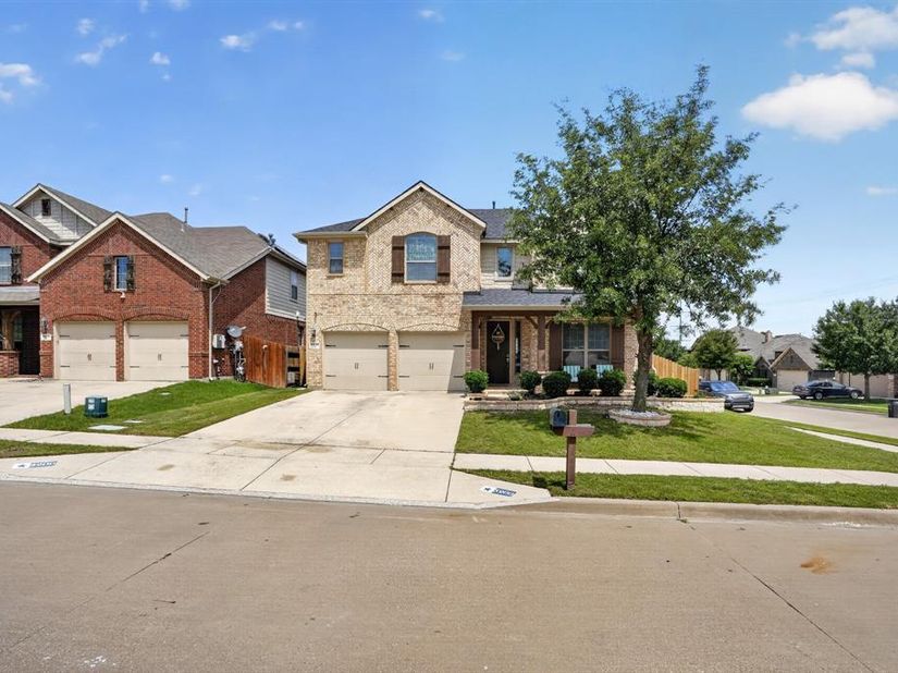 5900  Paddlefish Drive , Fort Worth Texas 76179