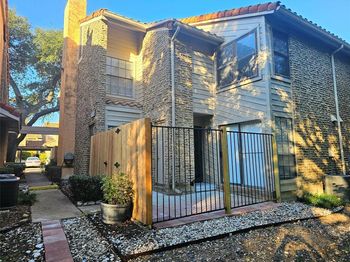 871  Dublin Drive 