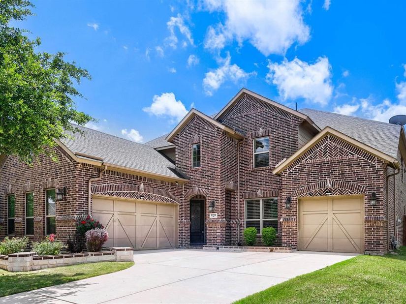 6912  Barolo Drive , Rowlett Texas 75088