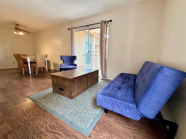 12818  Midway Road  2078, Dallas Texas 75244