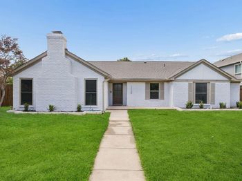 1120  Stratford Drive 