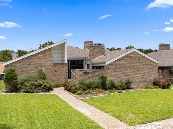 16833  Davenport Court , Dallas Texas 75248