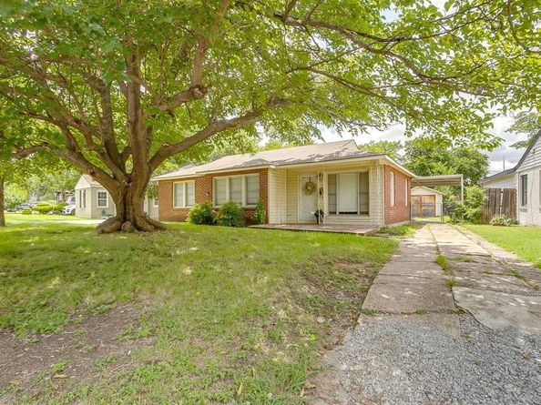 3504  Mission Street , Fort Worth Texas 76109