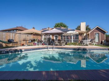 3405  Tulip Lane 