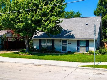 1707  Cottonwood Road 