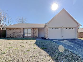 3404  Vine Ridge 
