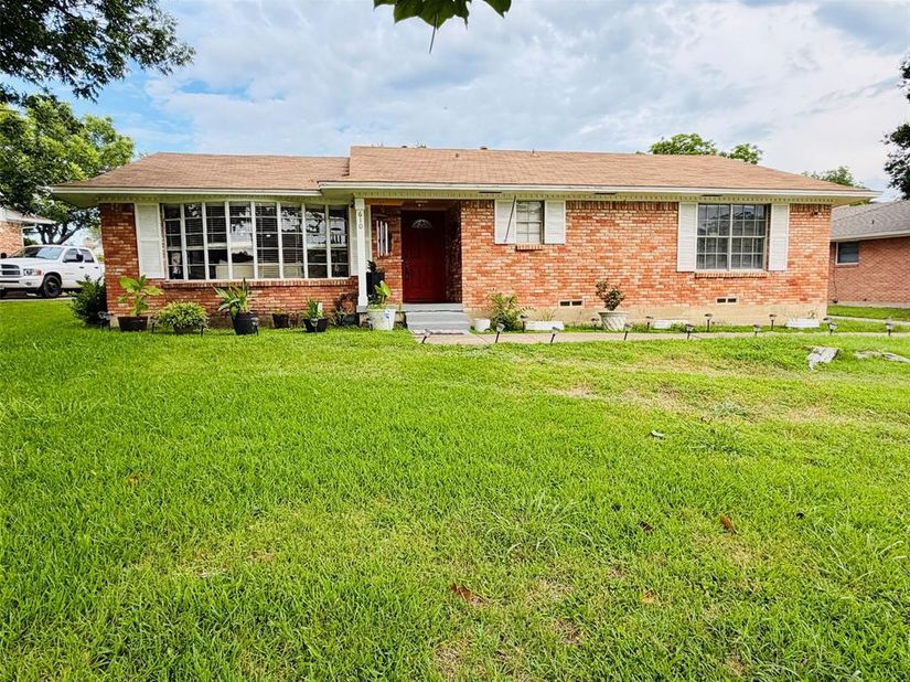 610  Prescott Drive , Garland Texas 75041