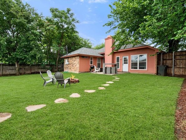 728  Saddle Road , White Settlement Texas 76108