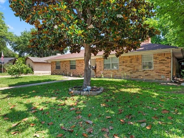 2400  Douglas Avenue , Irving Texas 75062