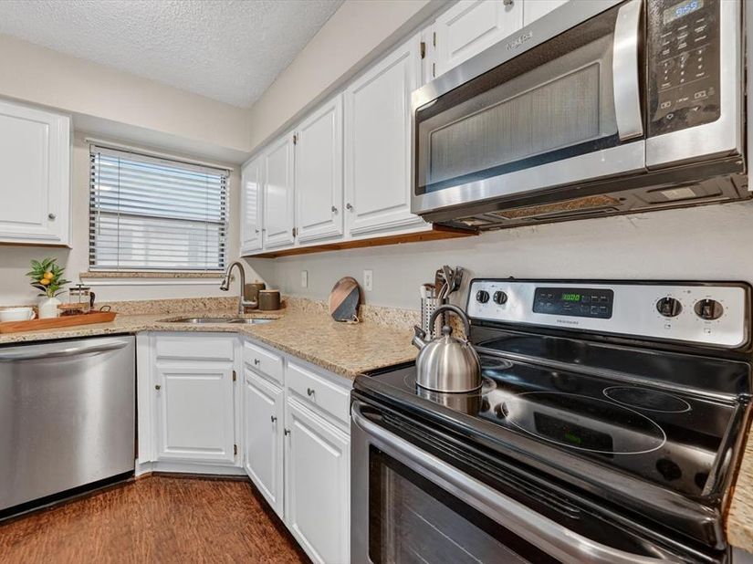 1200  Harwell Drive  1924, Arlington Texas 76011