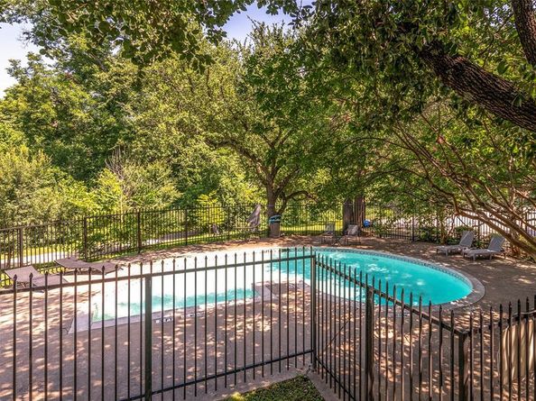 6900  Skillman Street  305, Dallas Texas 75231