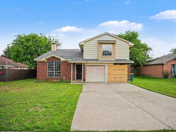 204  Briarglen Drive , Cedar Hill Texas 75104