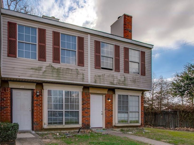 10500  Lake June Road , Dallas Texas 75217